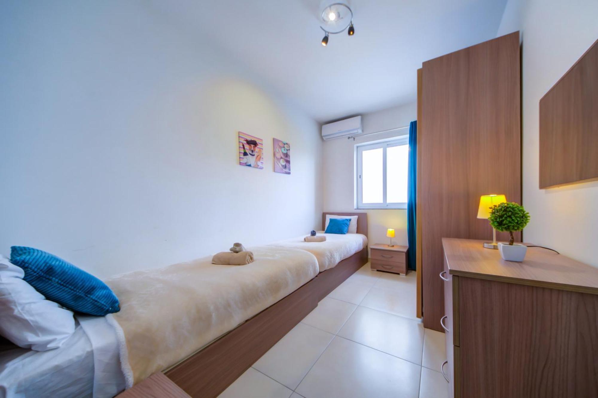 Prime Location, Modern Apartment In St Julian'S, Paceville, Apt 8 By Vaganza Saint Julian's エクステリア 写真