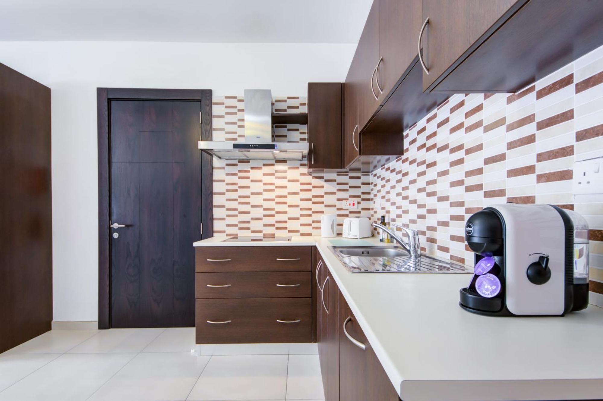Prime Location, Modern Apartment In St Julian'S, Paceville, Apt 8 By Vaganza Saint Julian's エクステリア 写真
